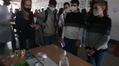 Diákéletről fotó jelenítődik meg